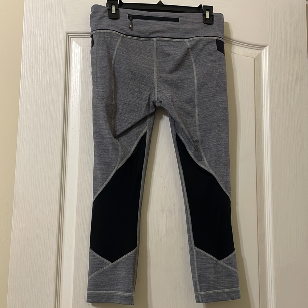 Lululemon pace rival space dye gray crop leggings size 8 zip pocket - Picture 7 of 11